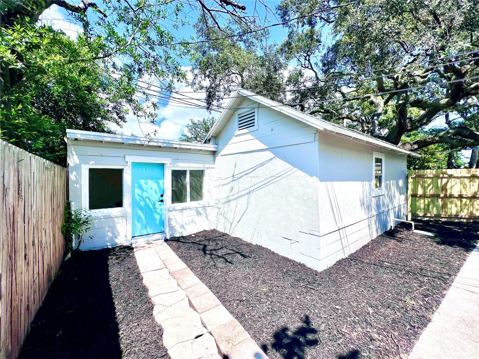 2427 32ND AVE N, ST PETERSBURG, FL, 33713