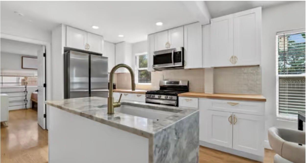 2427 32ND AVE N, ST PETERSBURG, FL, 33713