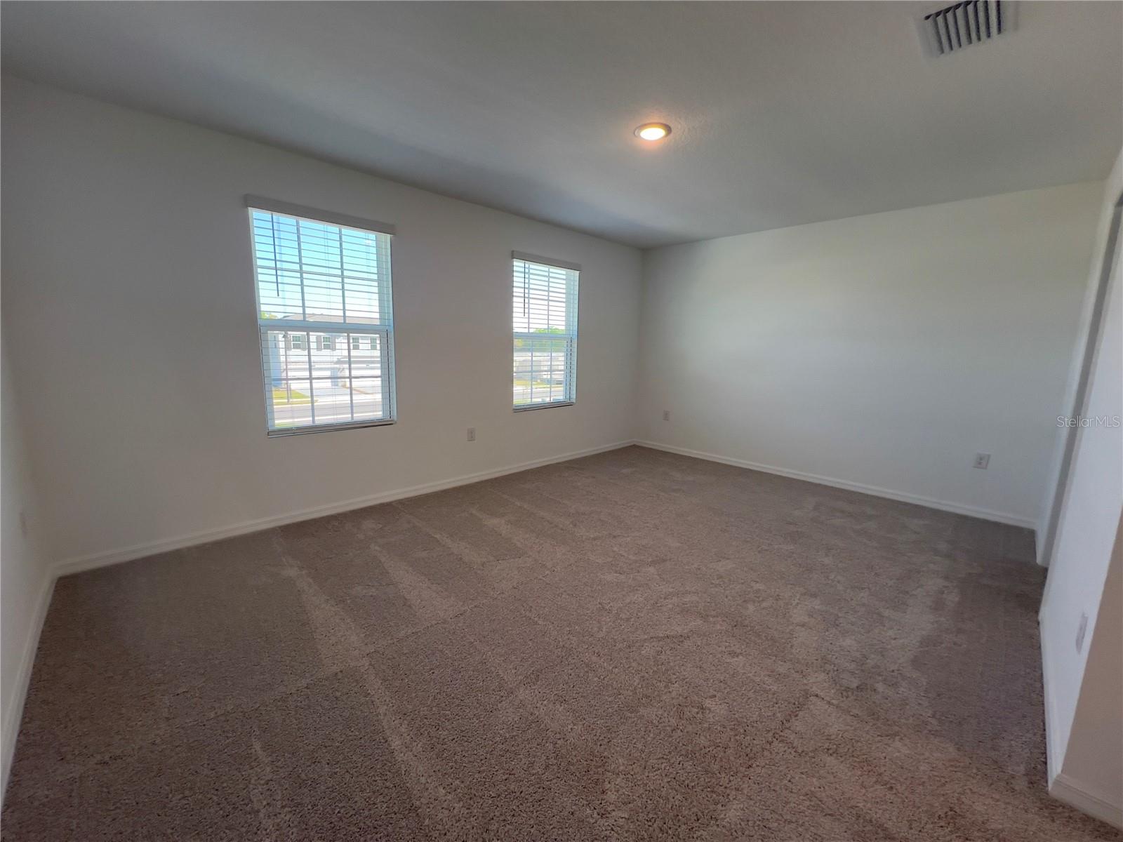 490 THOMPSON VILLAGE AVE, APOPKA, FL, 32703