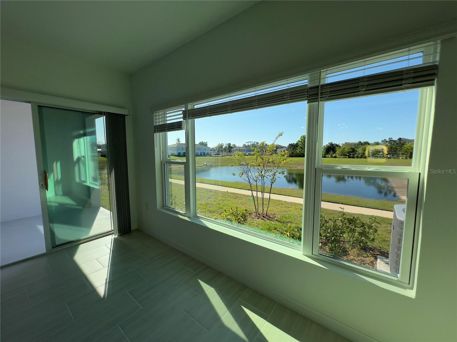490 THOMPSON VILLAGE AVE, APOPKA, FL, 32703