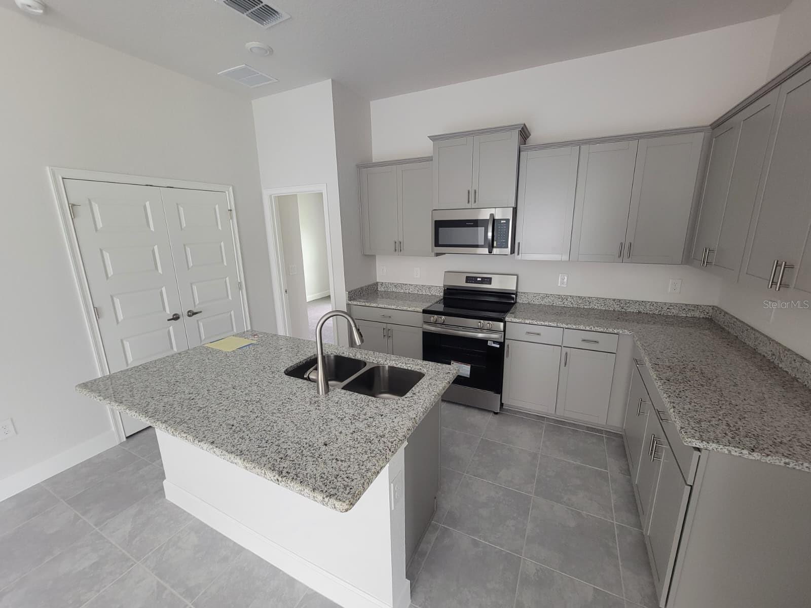 2170 NW 23RD LOOP, OCALA, FL, 34475