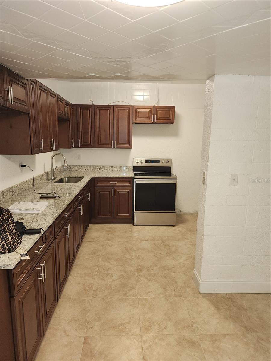 AVONDALE TERRACE, ORLANDO, FL, 32805