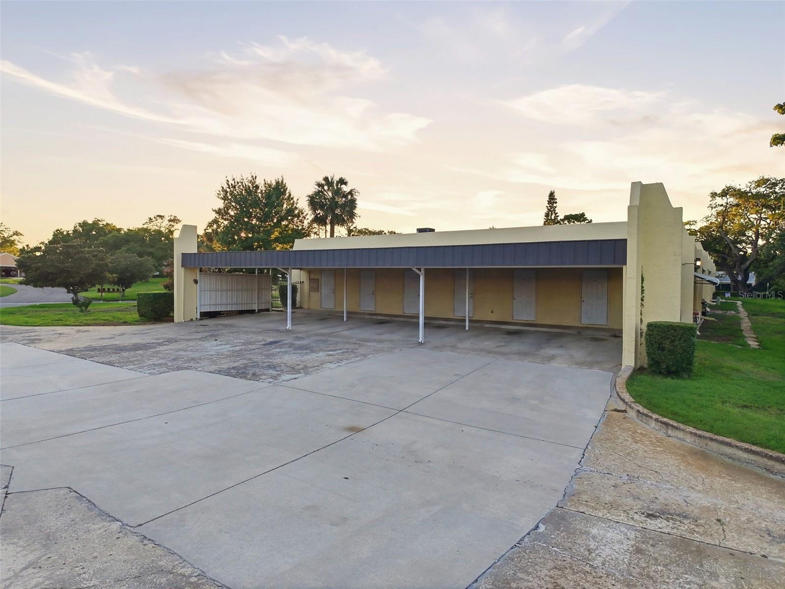 11430 CARRIAGE HILL DR #4, PORT RICHEY, FL, 34668