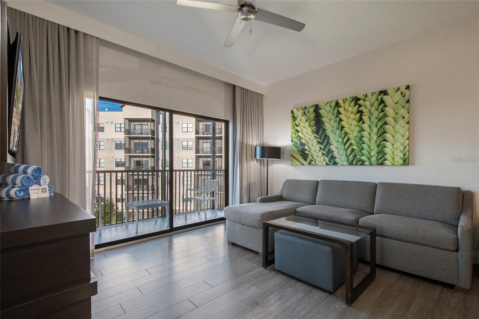 GROVE RESIDENCE & SPA HOTEL CONDO II, WINTER GARDEN, FL, 34787