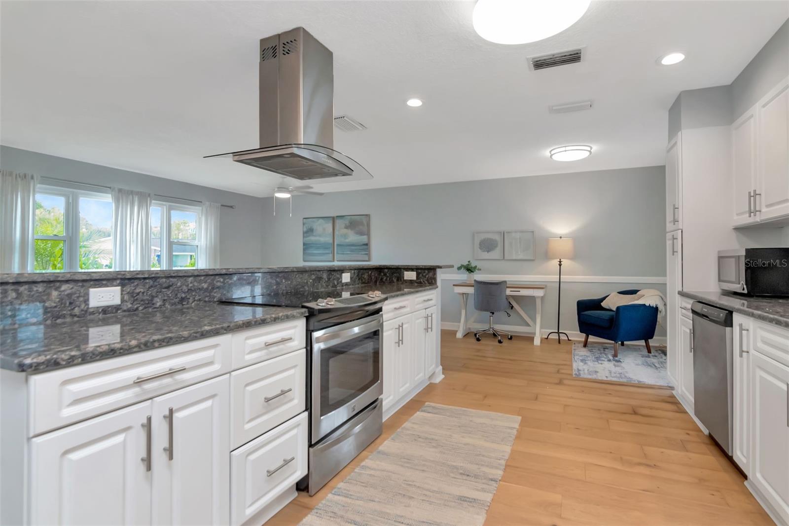 4712 114TH ST N, ST PETERSBURG, FL, 33708