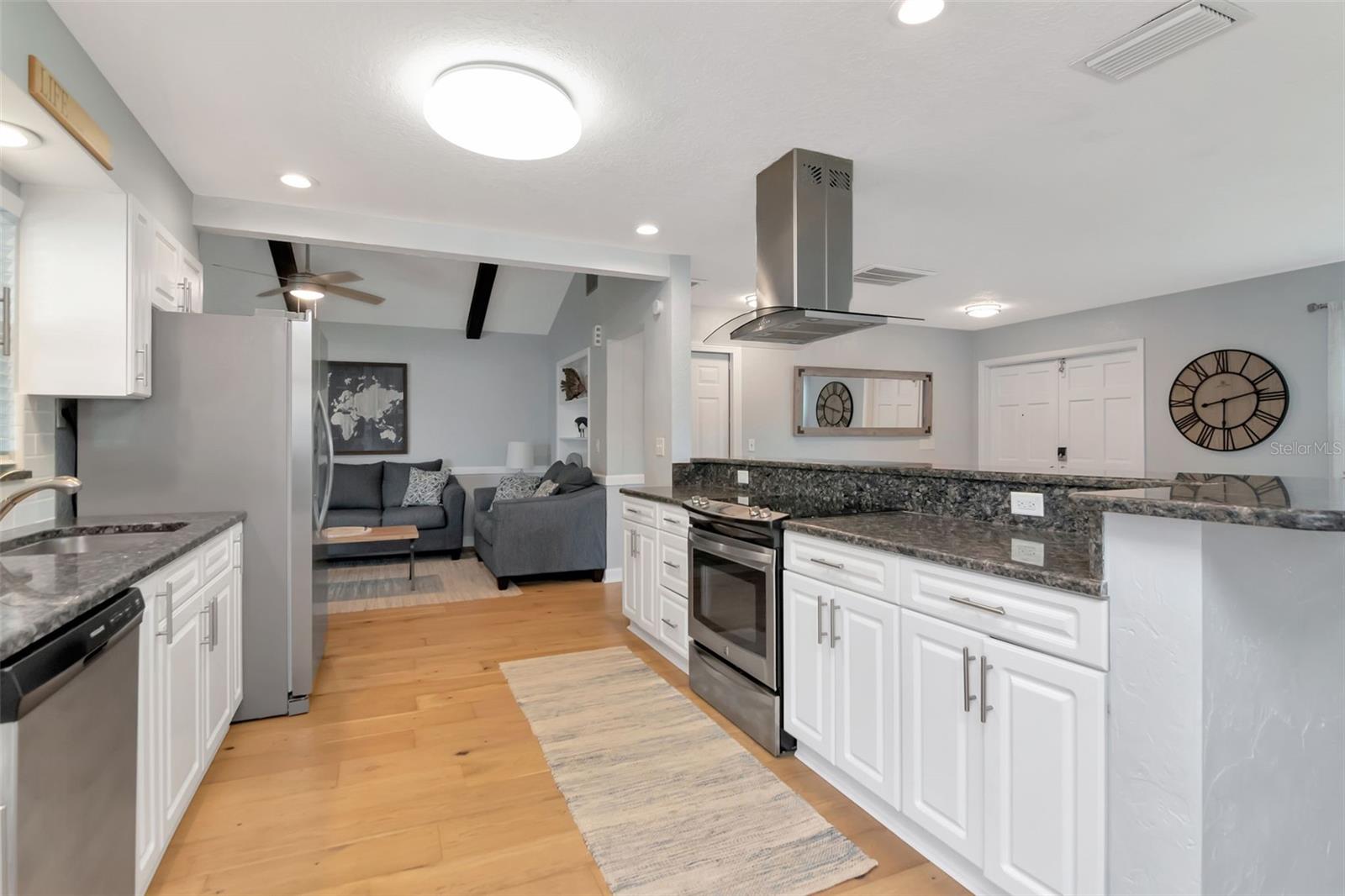 4712 114TH ST N, ST PETERSBURG, FL, 33708