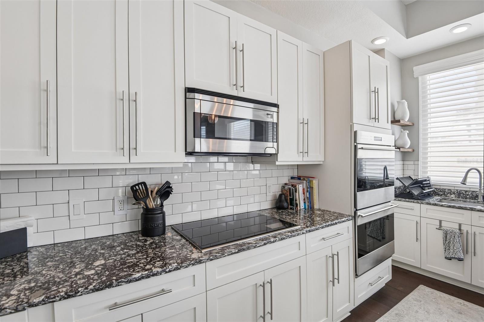 1180 GULF BLVD #101, CLEARWATER BEACH, FL, 33767