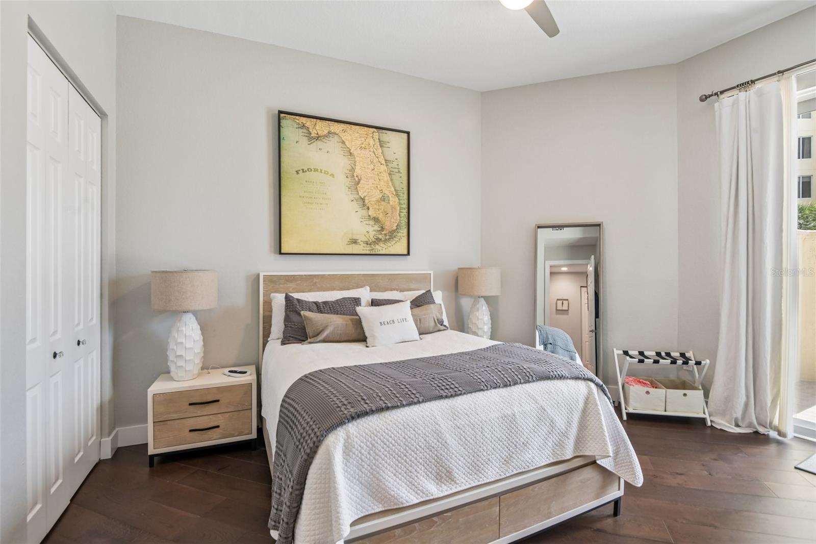 1180 GULF BLVD #101, CLEARWATER BEACH, FL, 33767