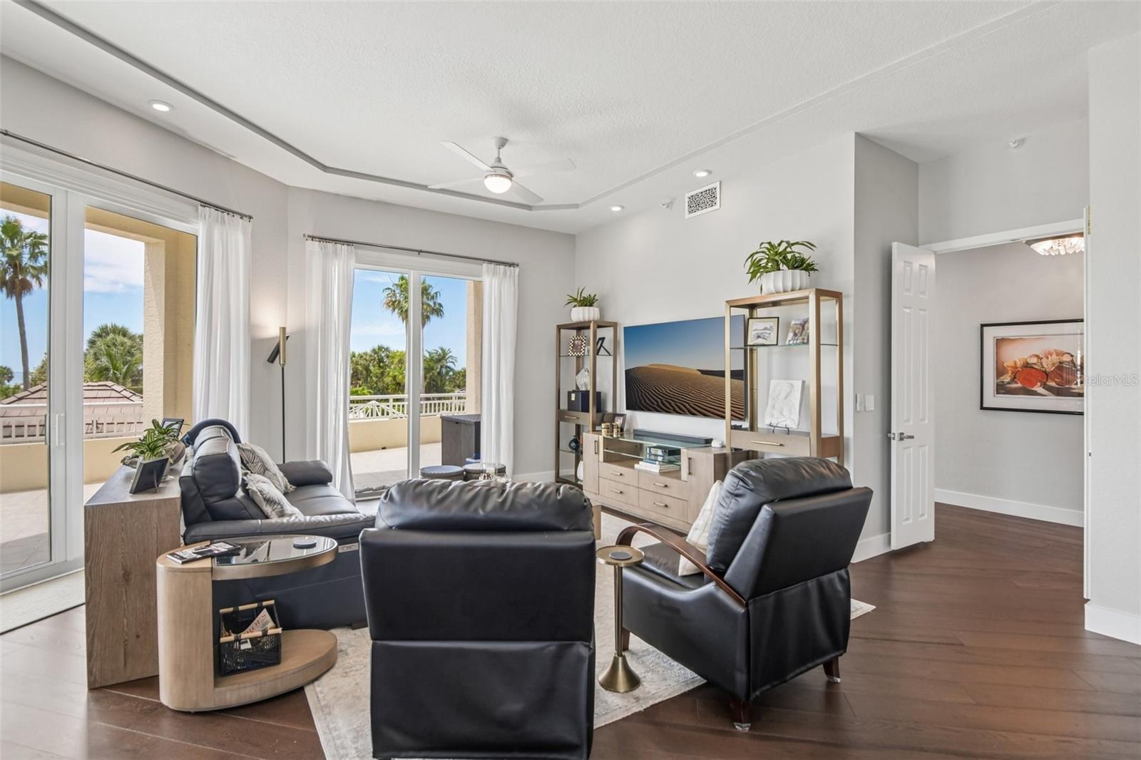 1180 GULF BLVD #101, CLEARWATER BEACH, FL, 33767