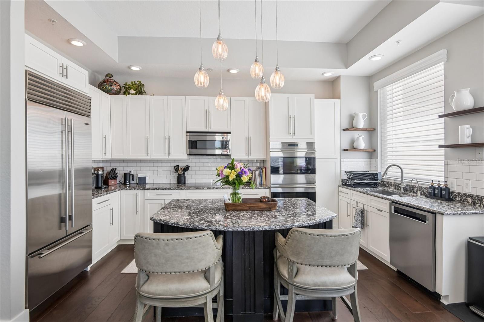 1180 GULF BLVD #101, CLEARWATER BEACH, FL, 33767