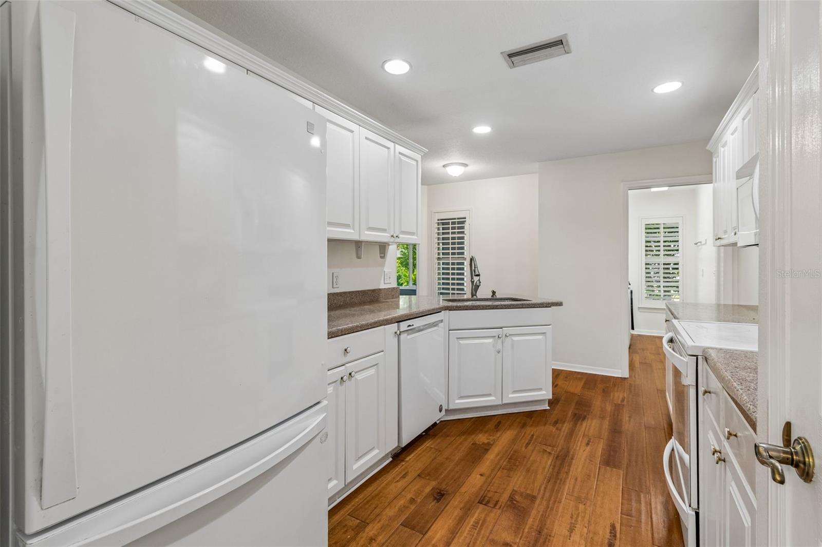 6414 23RD AVE DR W, BRADENTON, FL, 34209