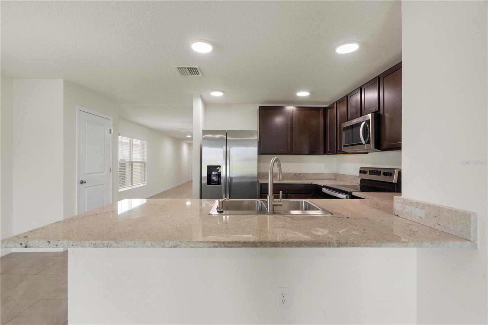 2880 GUMBO LIMBO DR, WIMAUMA, FL, 33598