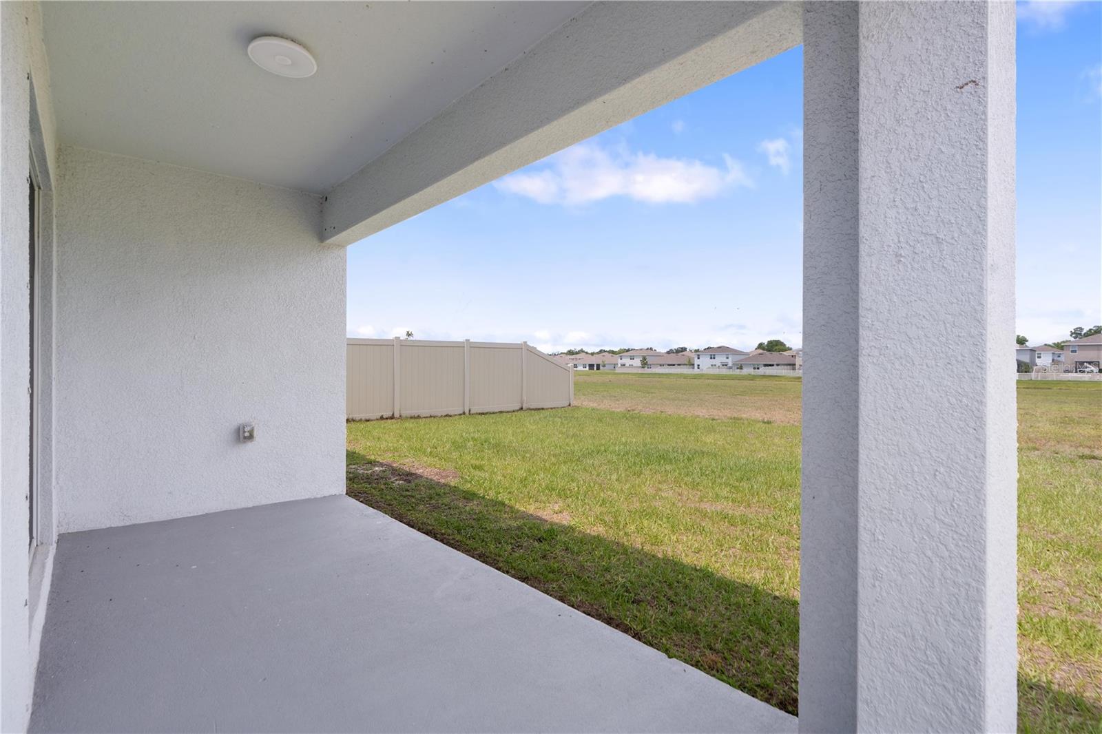 2880 GUMBO LIMBO DR, WIMAUMA, FL, 33598