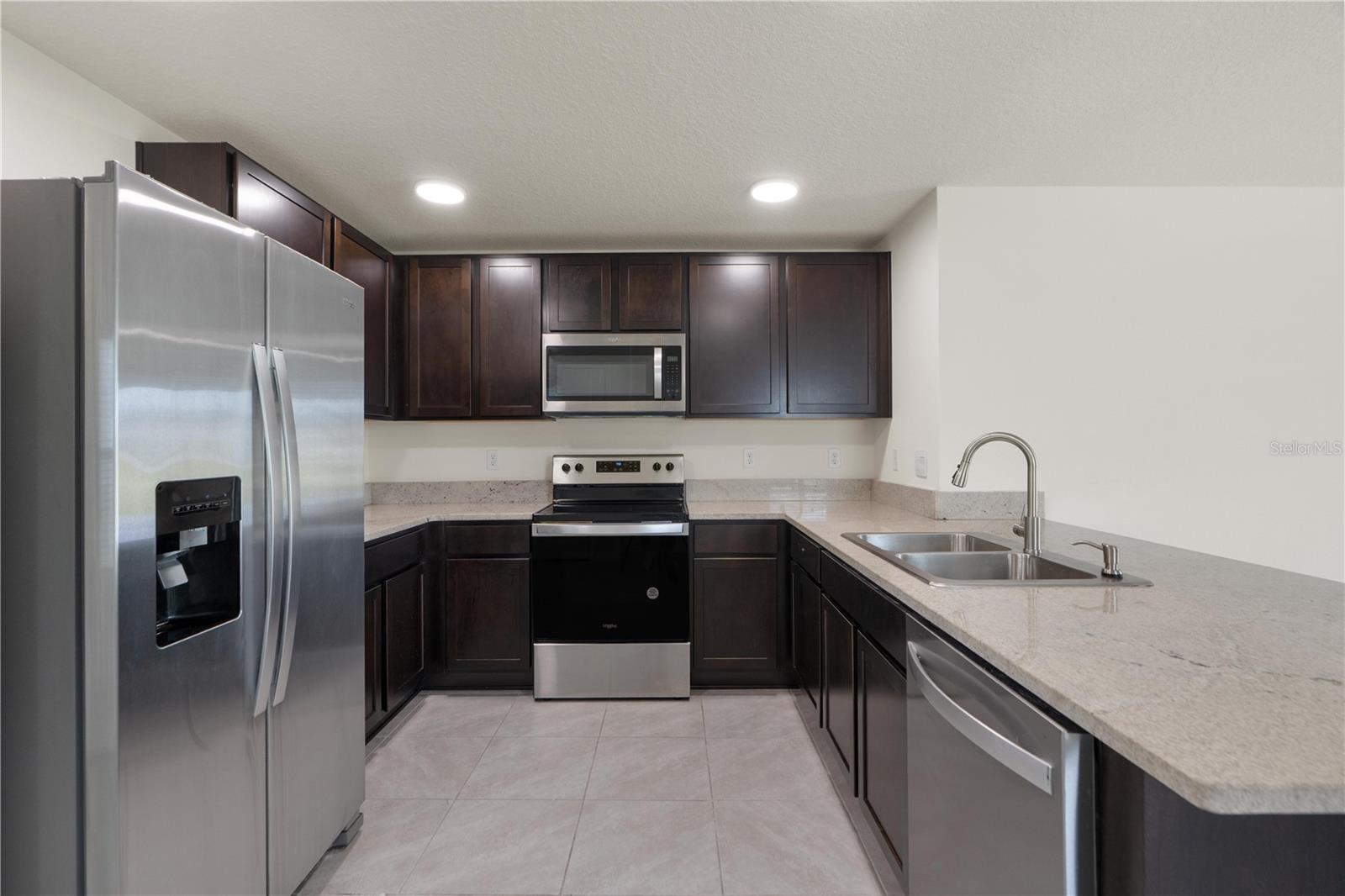 2880 GUMBO LIMBO DR, WIMAUMA, FL, 33598