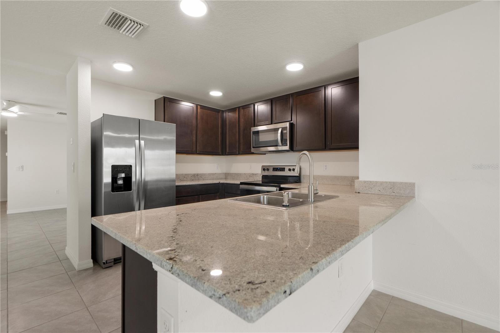 2880 GUMBO LIMBO DR, WIMAUMA, FL, 33598