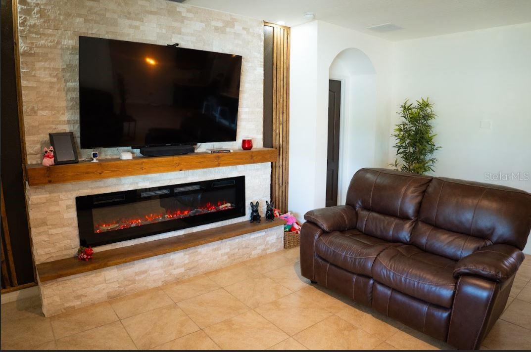 1315 FOX SQUIRREL DR, DAVENPORT, FL, 33897