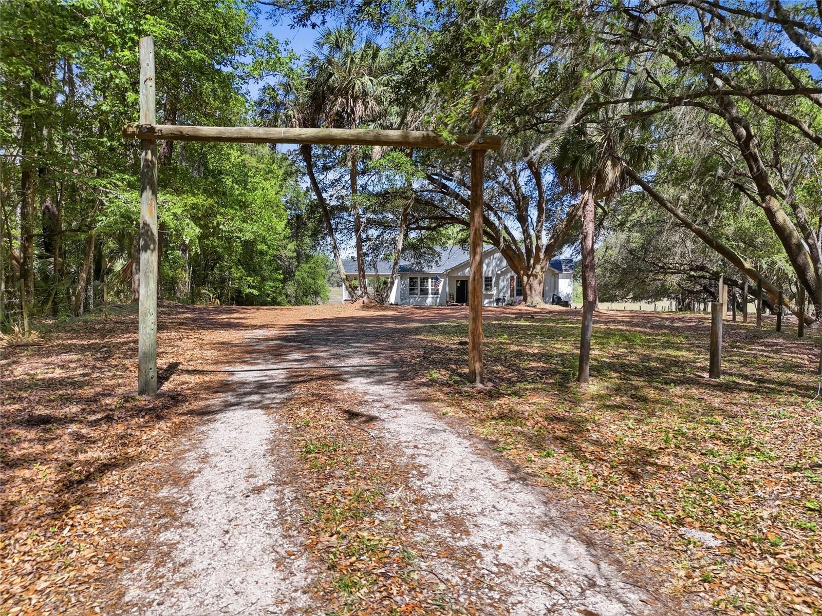 22130 NW 75TH AVENUE RD, MICANOPY, FL, 32667
