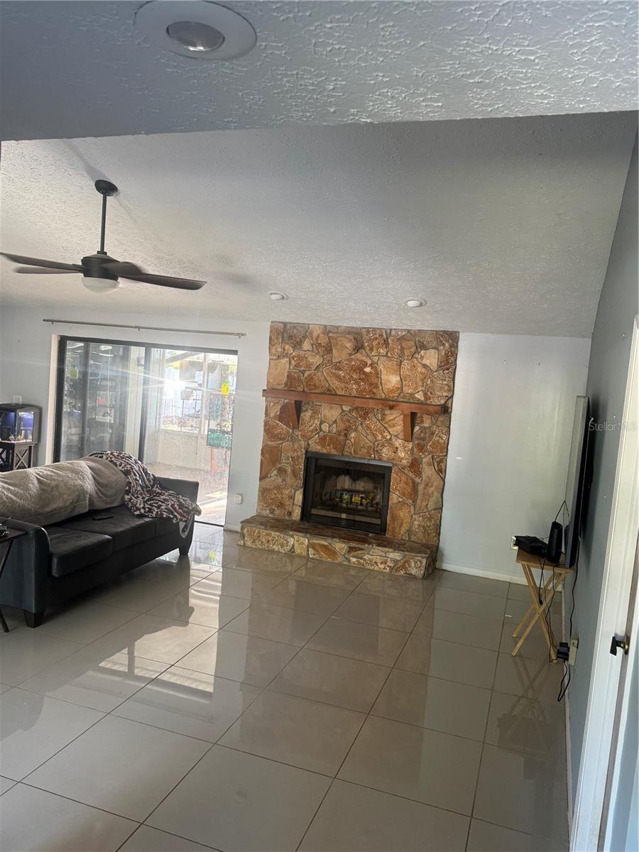 2376 WINDSOR OAKS AVE, LUTZ, FL, 33549