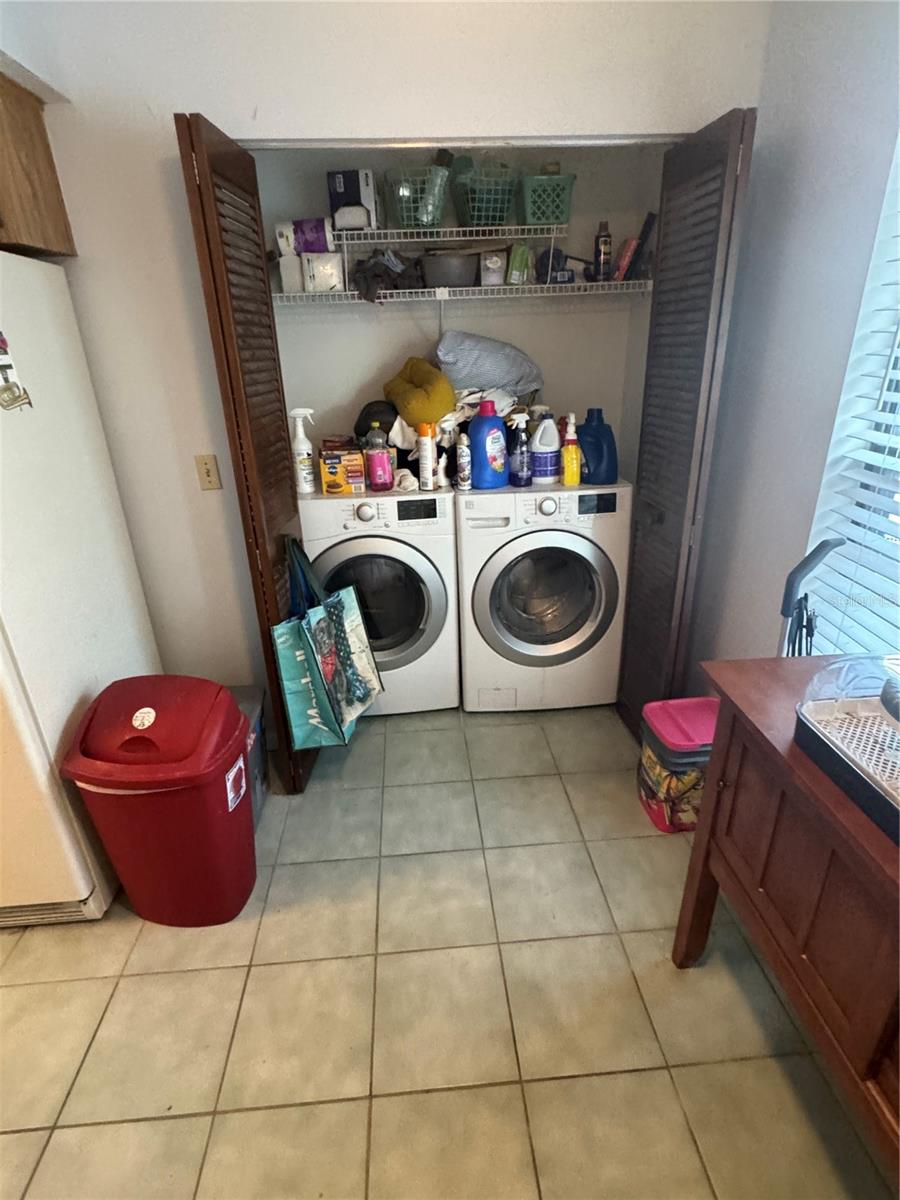 2376 WINDSOR OAKS AVE, LUTZ, FL, 33549