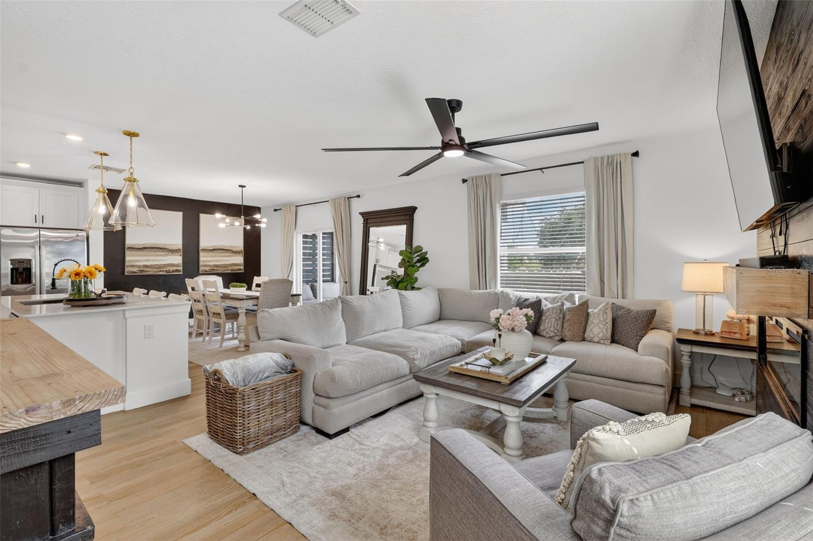 1922 LANIER RD, ZEPHYRHILLS, FL, 33541