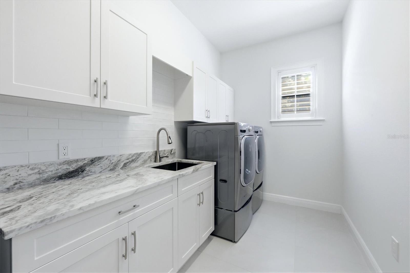 12407 HIGHFIELD CIR, LAKEWOOD RANCH, FL, 34202