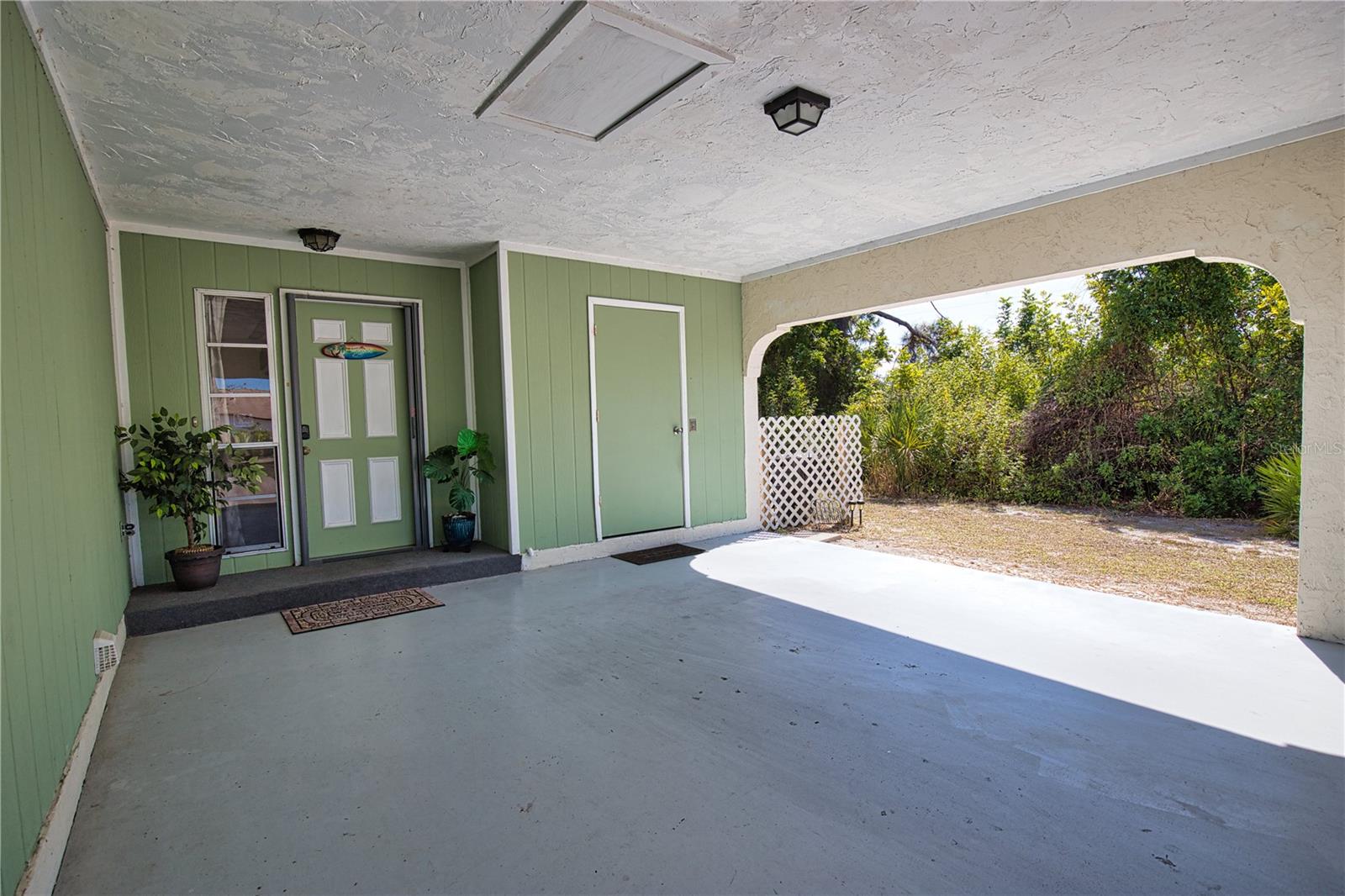 689 MICHIGAN AVE, ENGLEWOOD, FL, 34223