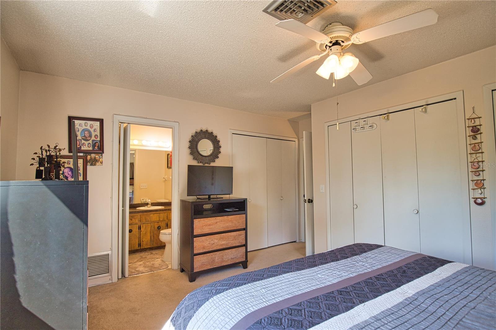 689 MICHIGAN AVE, ENGLEWOOD, FL, 34223
