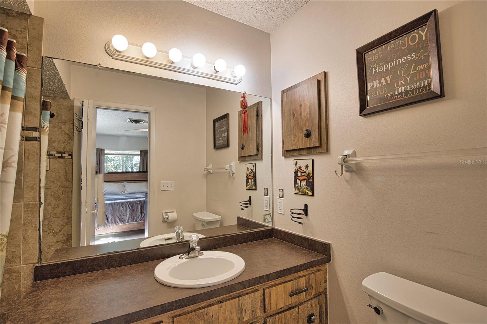 689 MICHIGAN AVE, ENGLEWOOD, FL, 34223