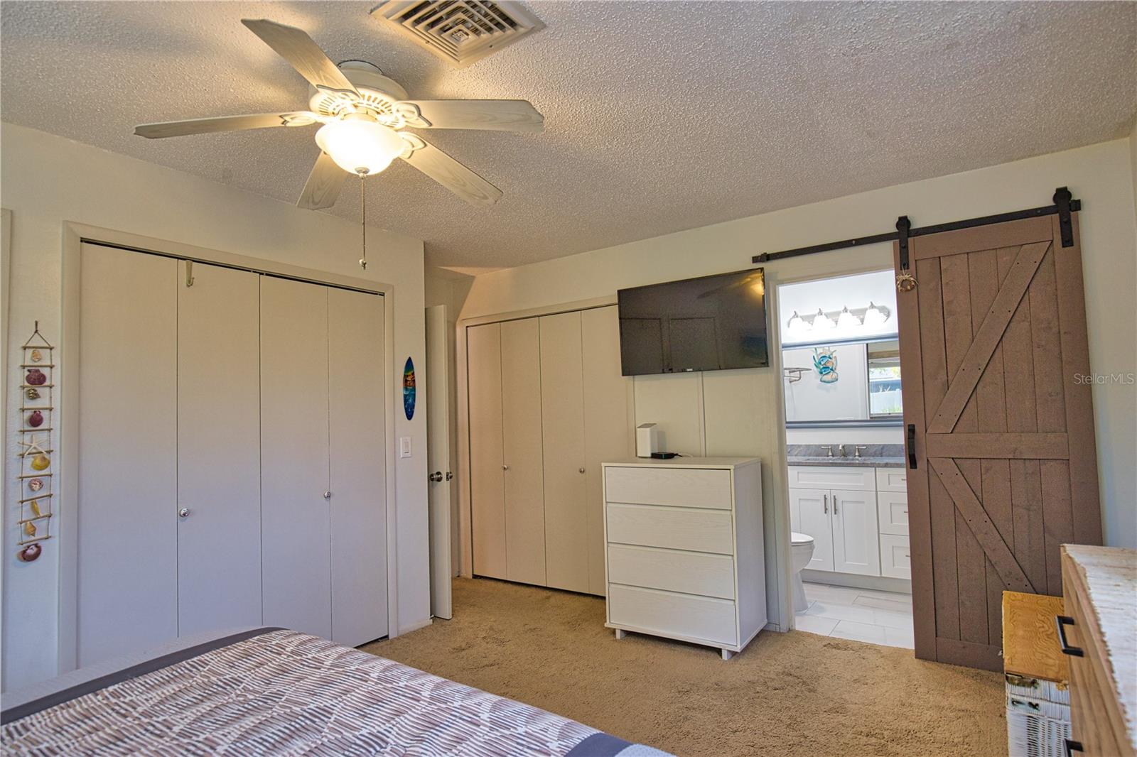 689 MICHIGAN AVE, ENGLEWOOD, FL, 34223