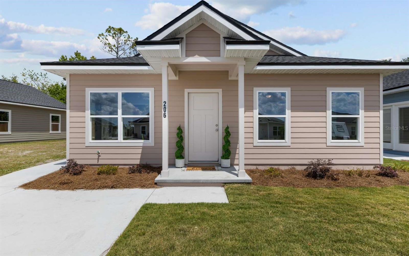 206 MESA ST NW, LIVE OAK, FL, 32064