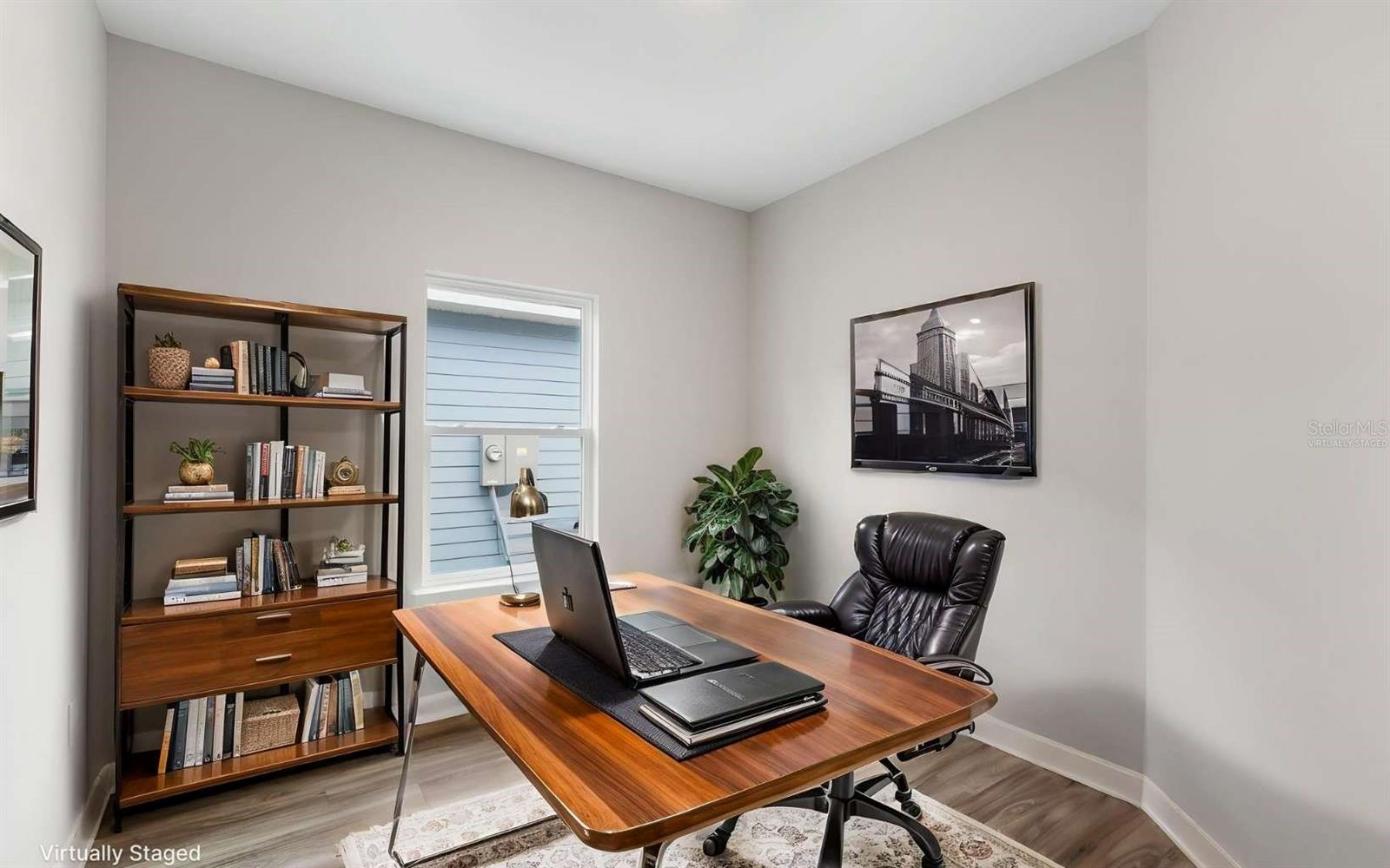 206 MESA ST NW, LIVE OAK, FL, 32064