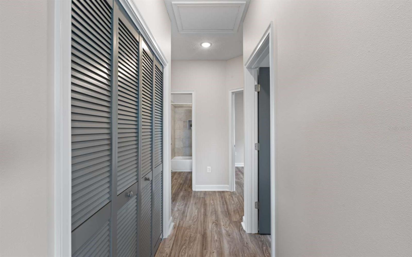 206 MESA ST NW, LIVE OAK, FL, 32064