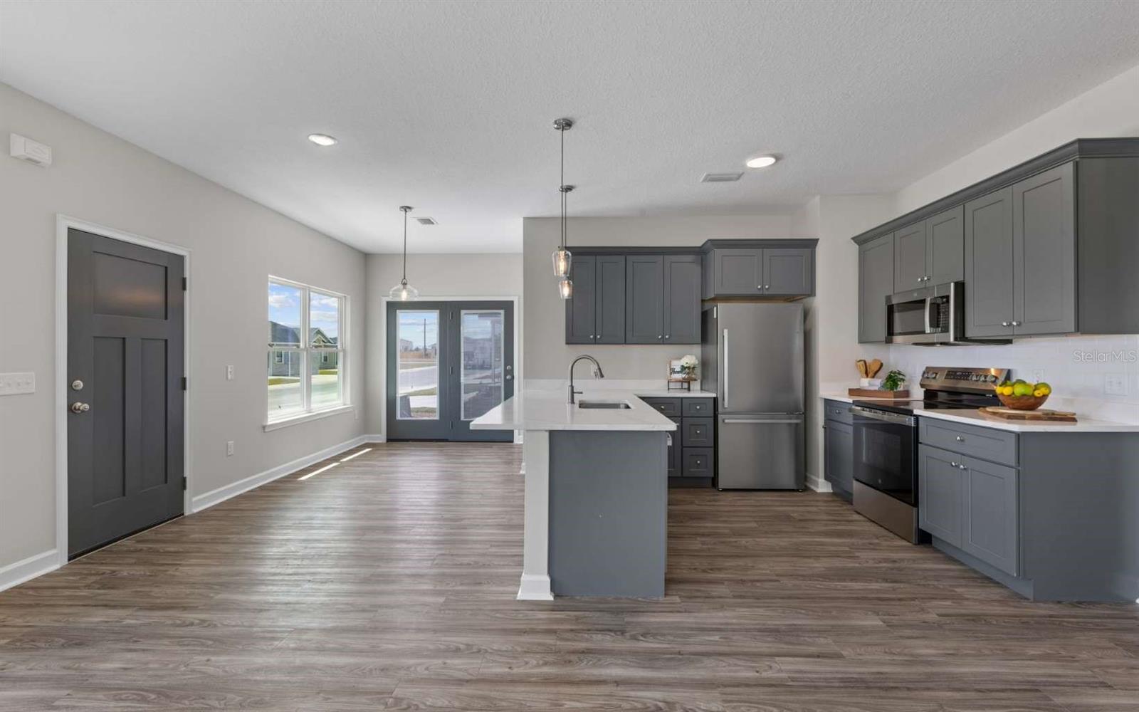 206 MESA ST NW, LIVE OAK, FL, 32064