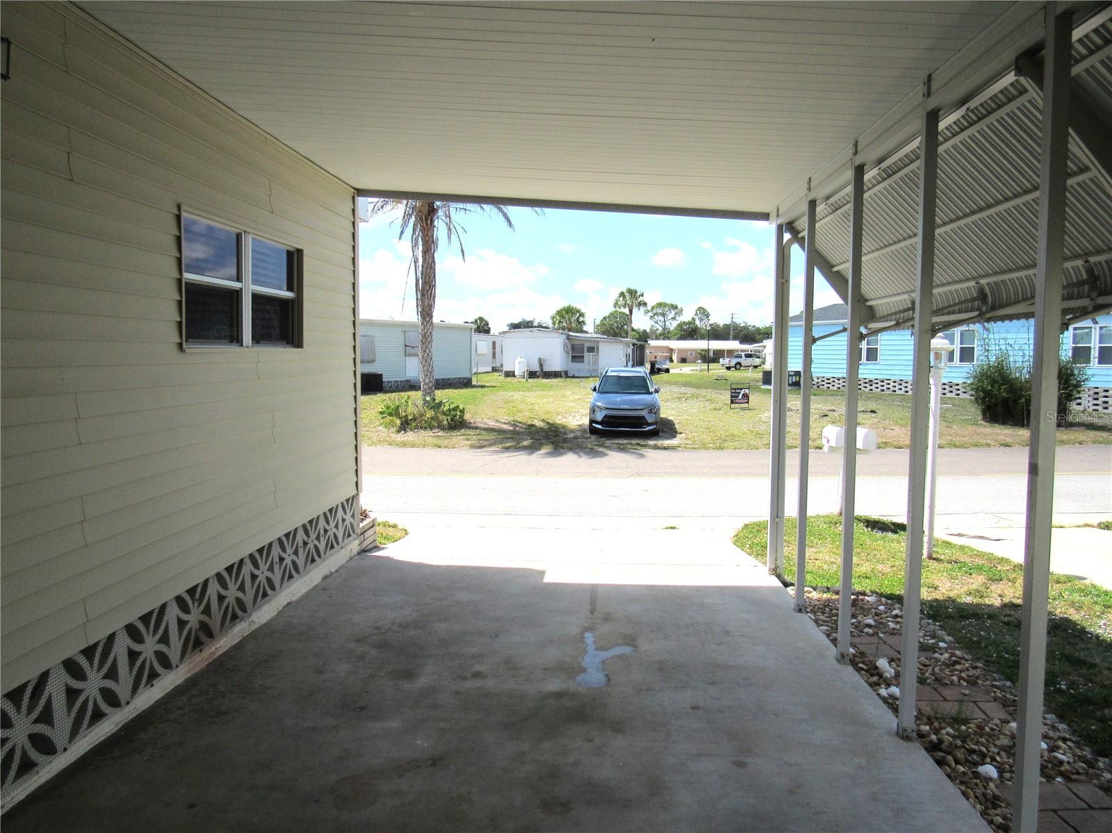 5709 HOLIDAY PARK BLVD, NORTH PORT, FL, 34287