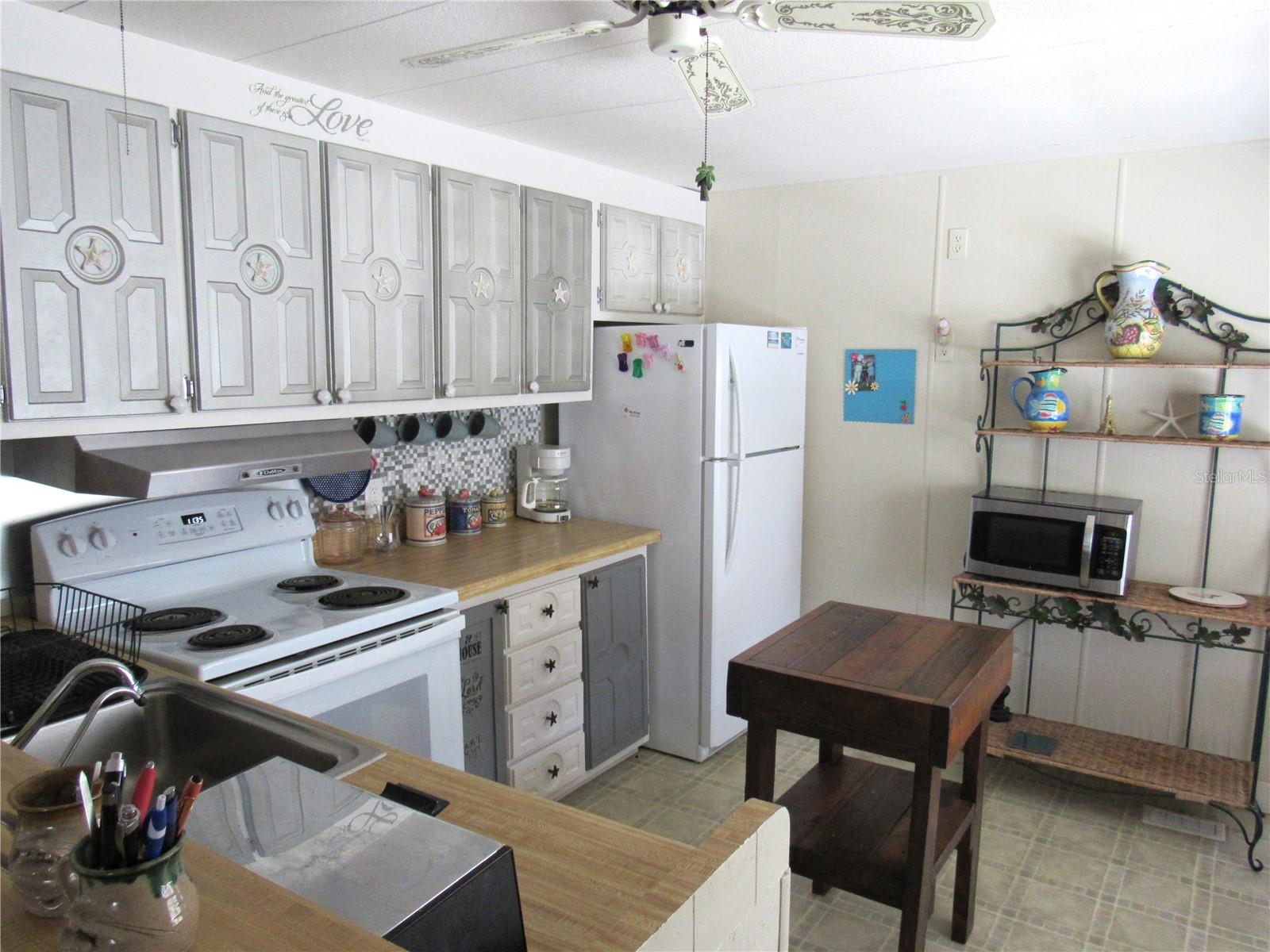 5709 HOLIDAY PARK BLVD, NORTH PORT, FL, 34287