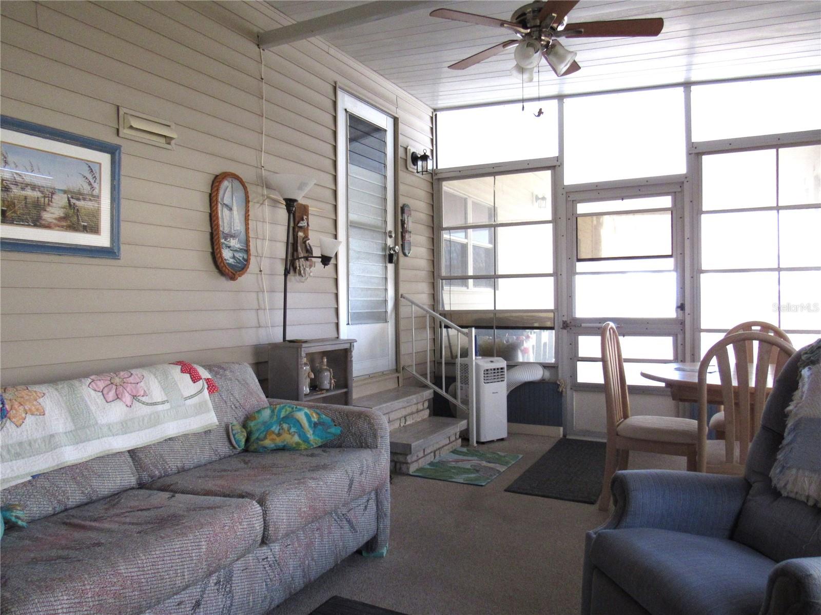 5709 HOLIDAY PARK BLVD, NORTH PORT, FL, 34287