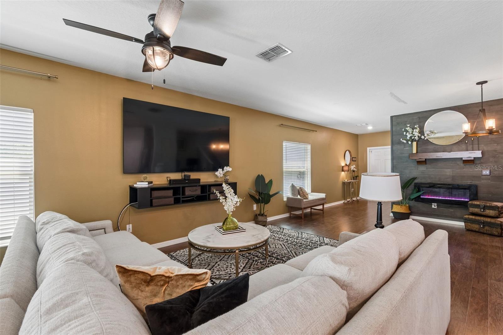 7422 FRENCH MARIGOLD AVE, TAMPA, FL, 33619
