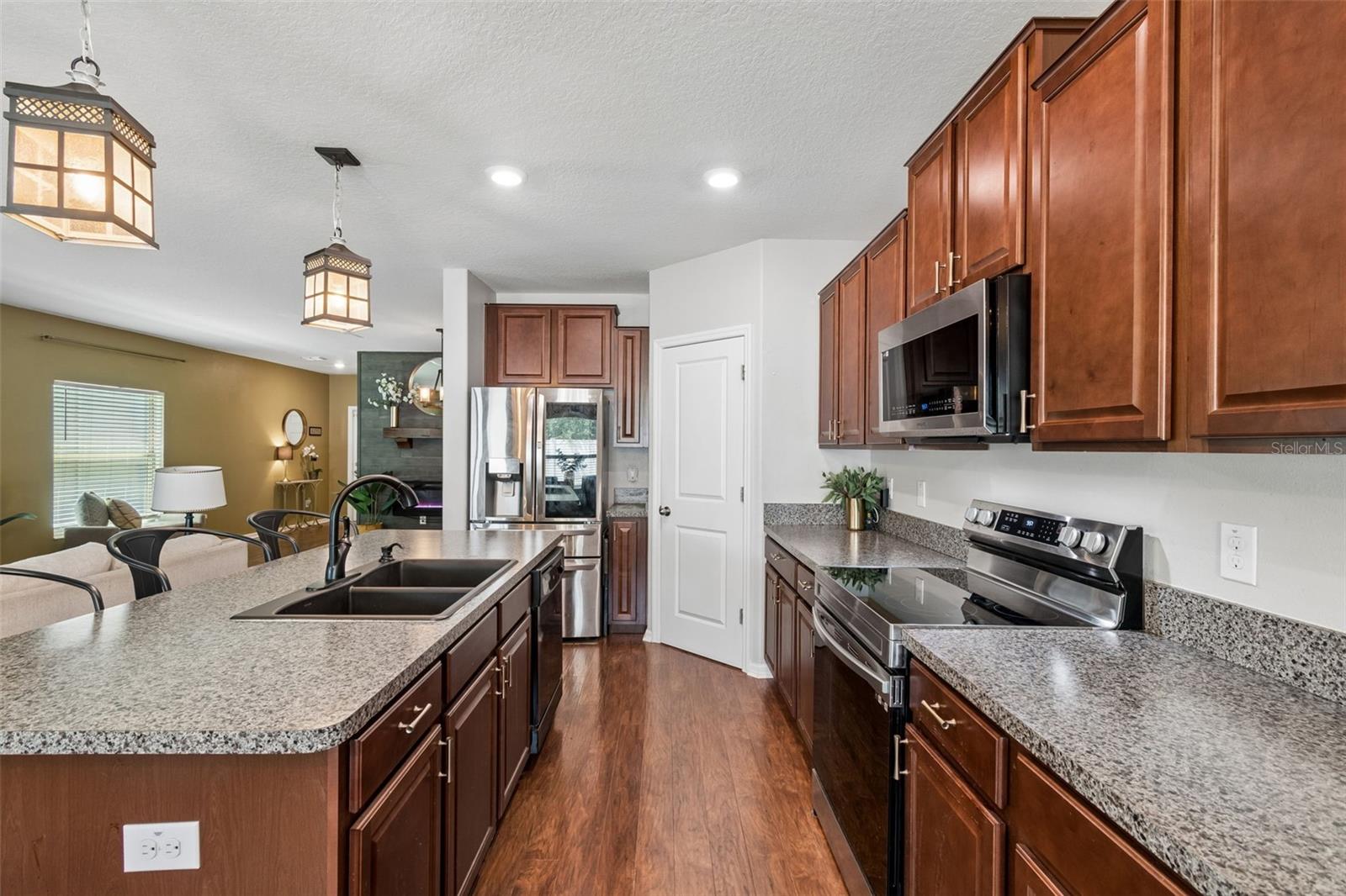 7422 FRENCH MARIGOLD AVE, TAMPA, FL, 33619