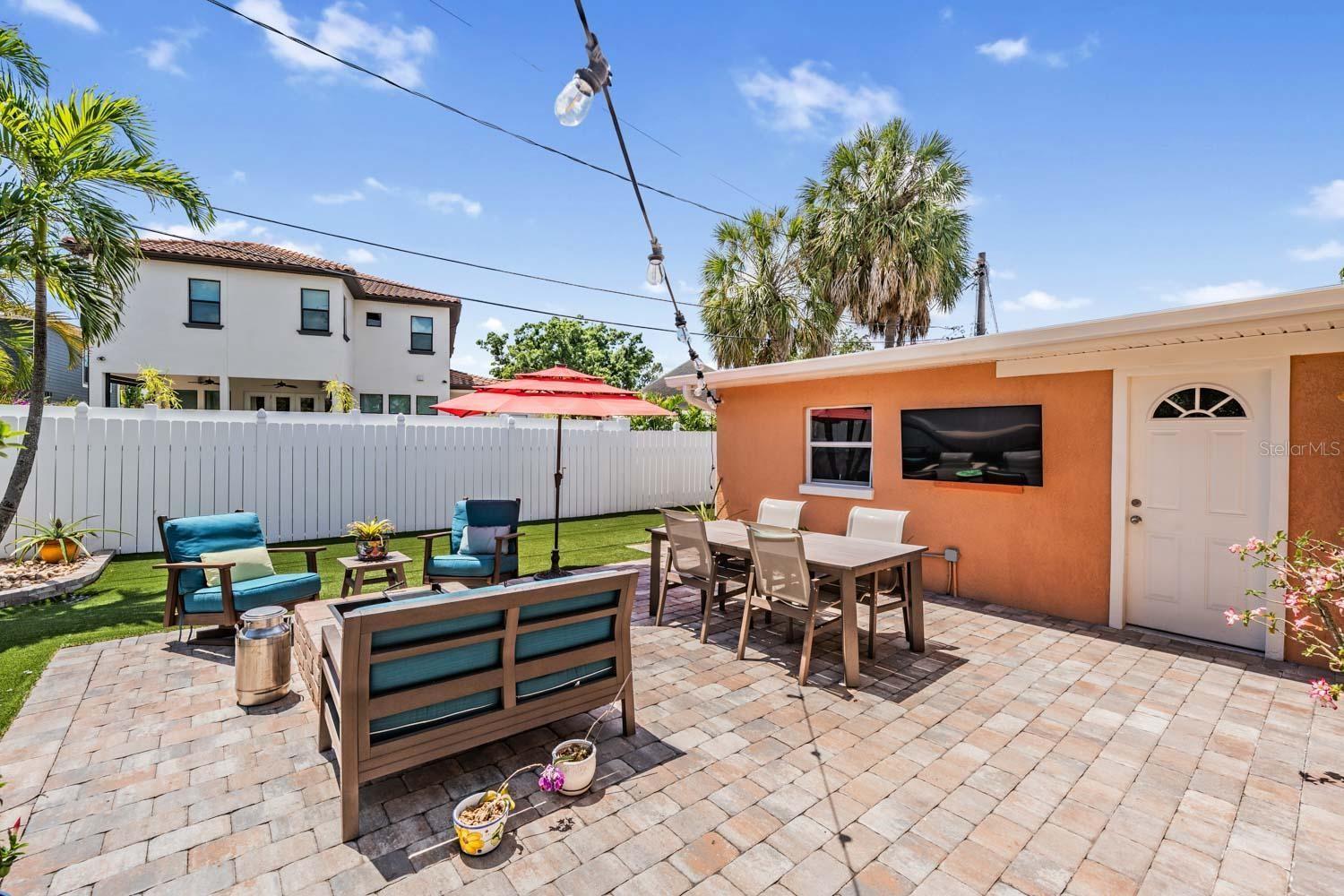 208 COMO ST, TAMPA, FL, 33606