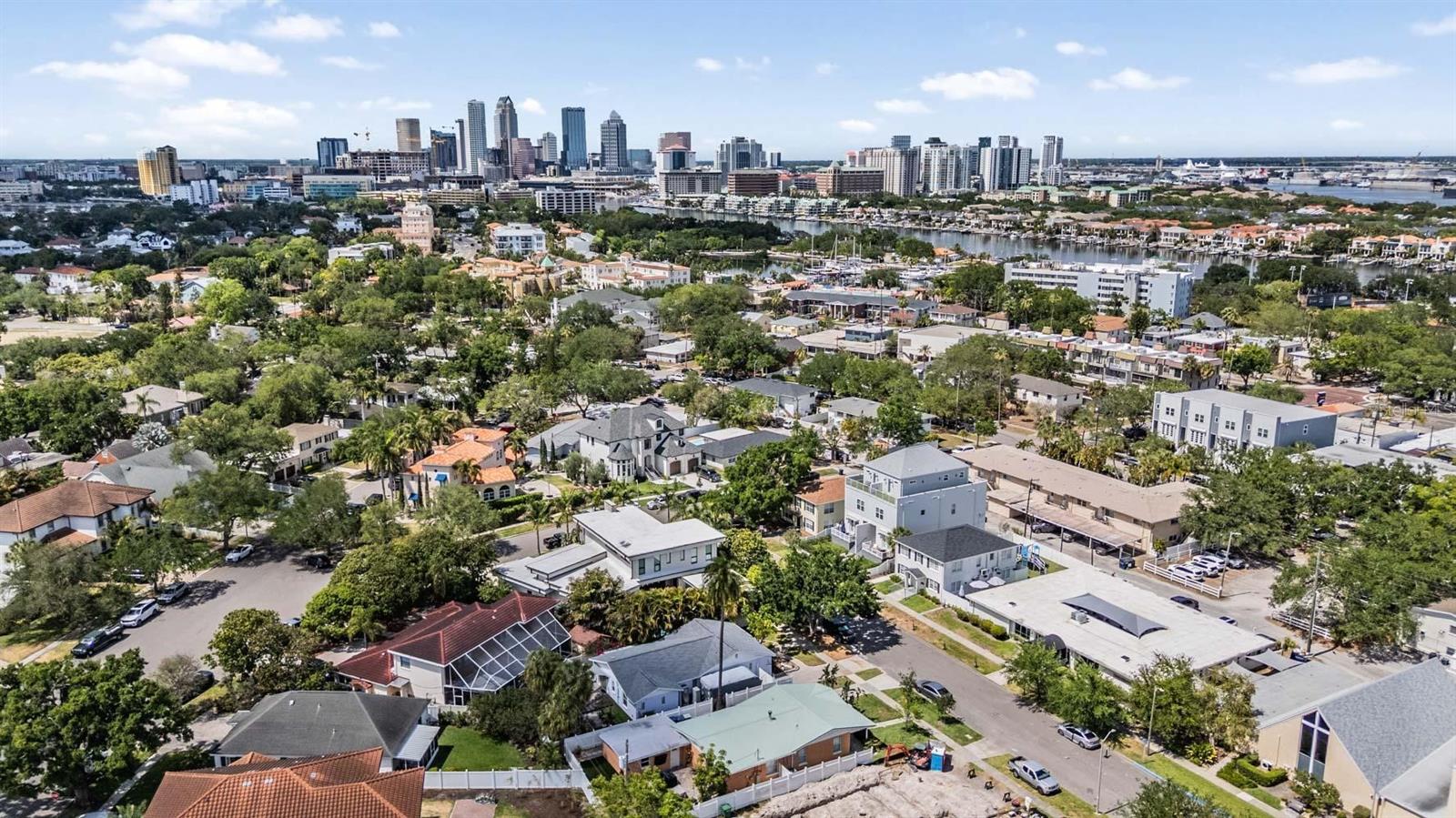 208 COMO ST, TAMPA, FL, 33606