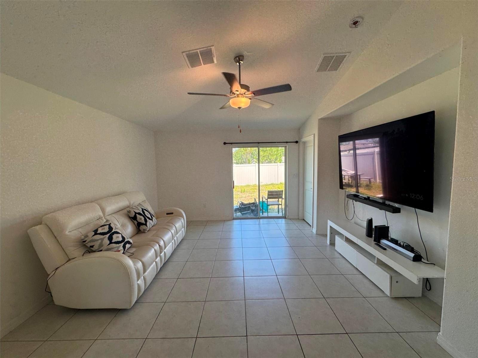 2034 OLD PASTURE LN, LAKELAND, FL, 33801