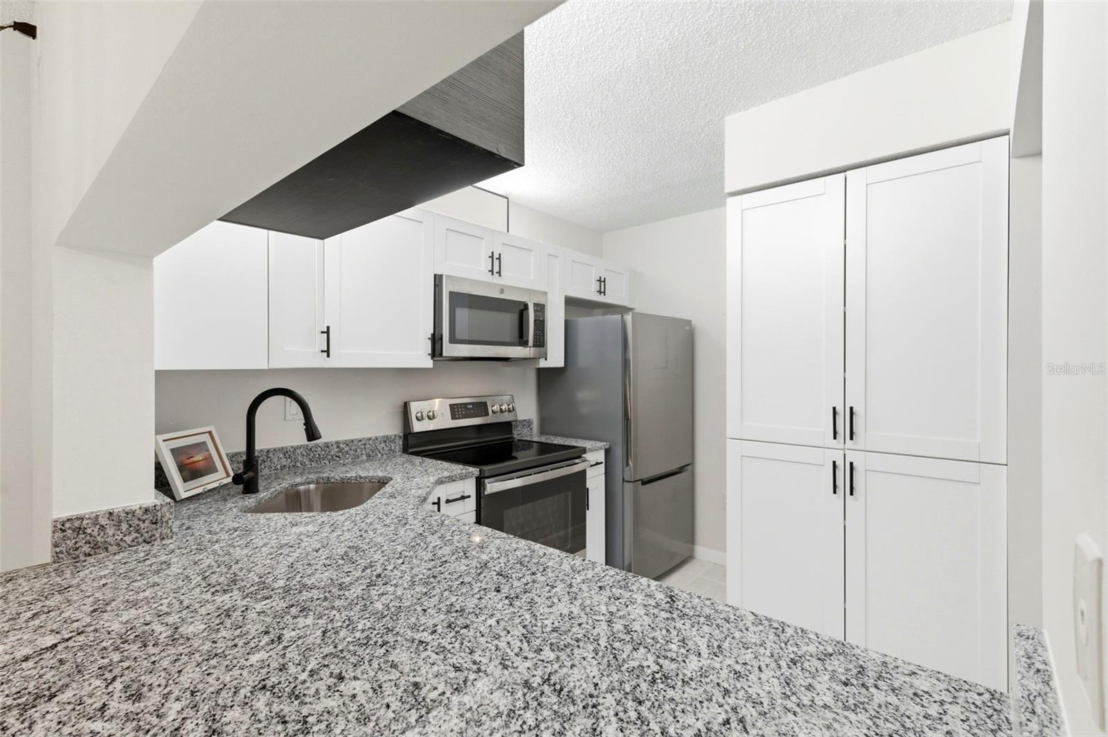1871 PINE RIDGE WAY W #B2, PALM HARBOR, FL, 34684