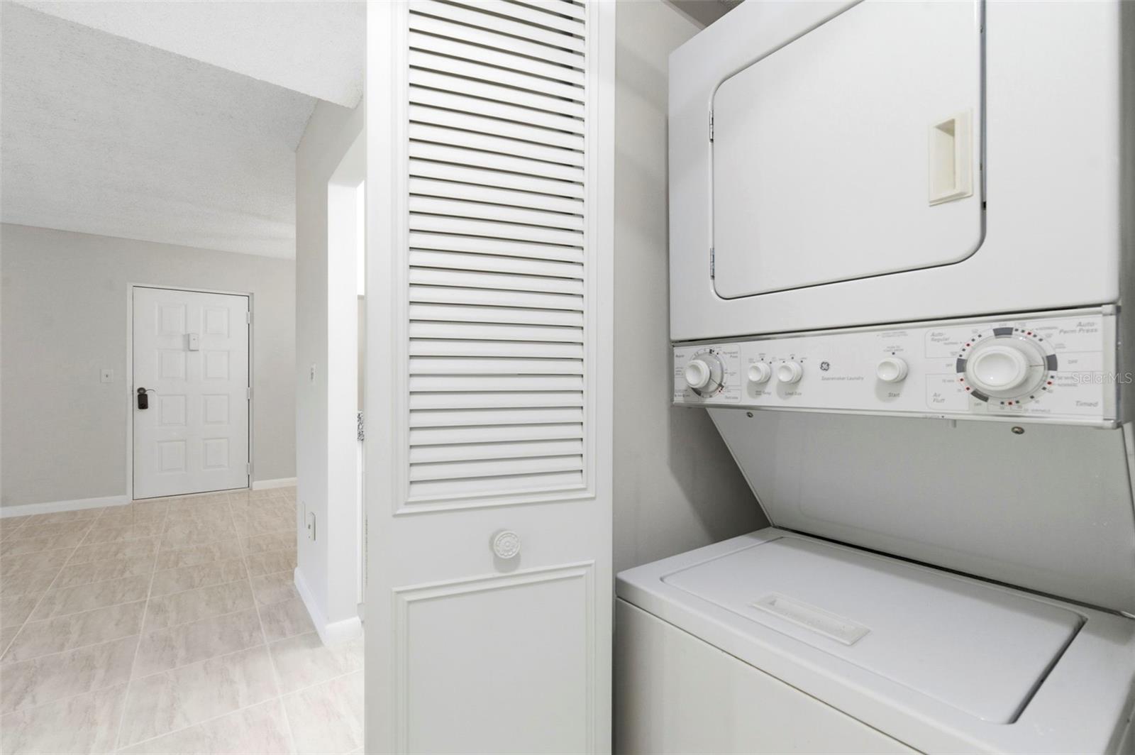 1871 PINE RIDGE WAY W #B2, PALM HARBOR, FL, 34684