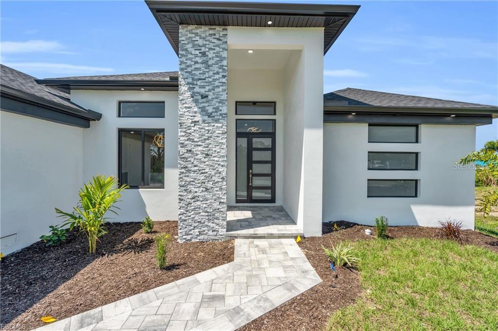 9402 ARRID CIR, PORT CHARLOTTE, FL, 33981