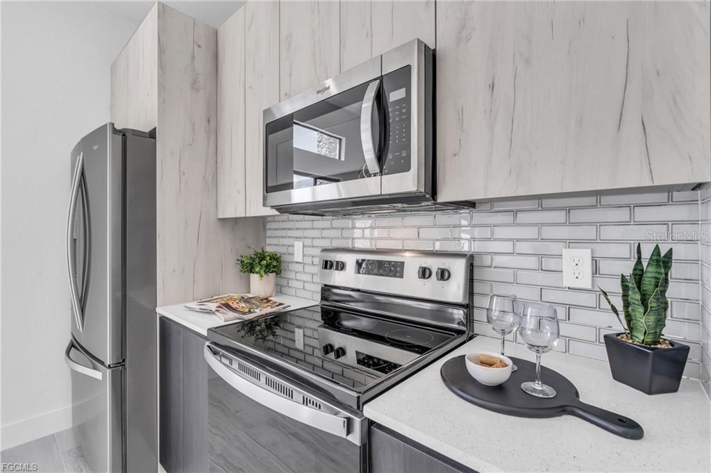 9402 ARRID CIR, PORT CHARLOTTE, FL, 33981