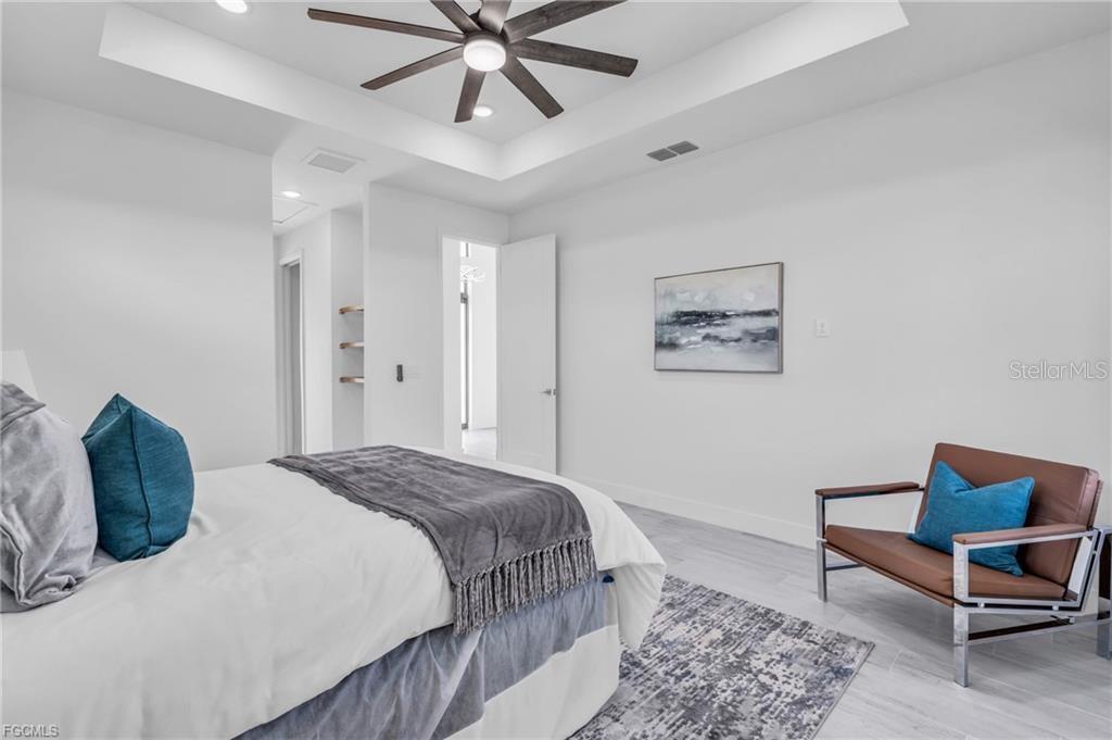 9402 ARRID CIR, PORT CHARLOTTE, FL, 33981