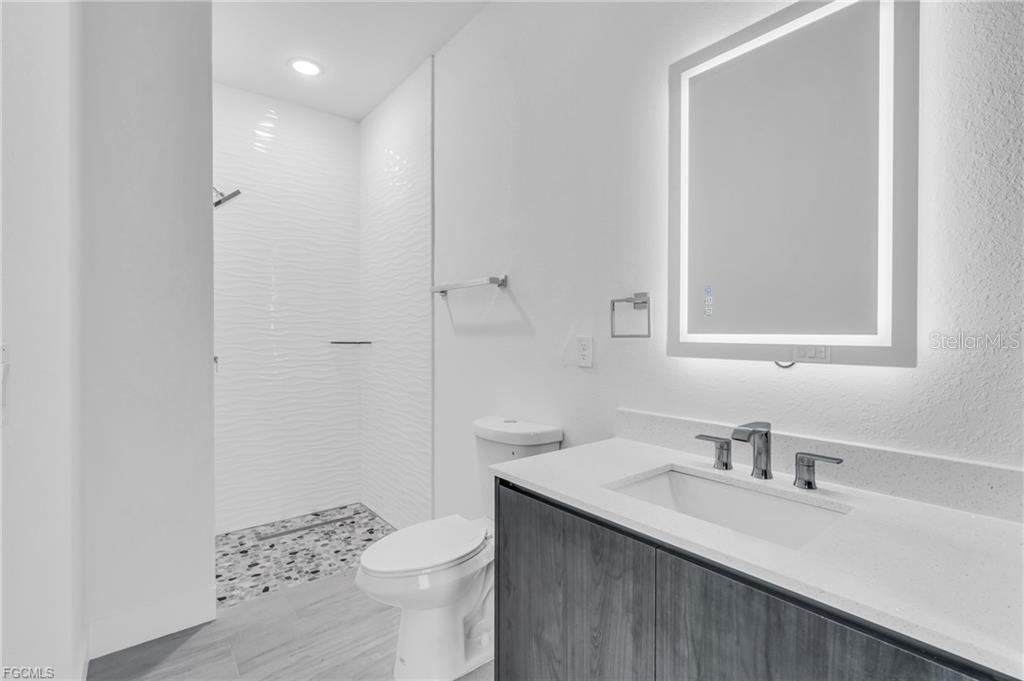 9402 ARRID CIR, PORT CHARLOTTE, FL, 33981