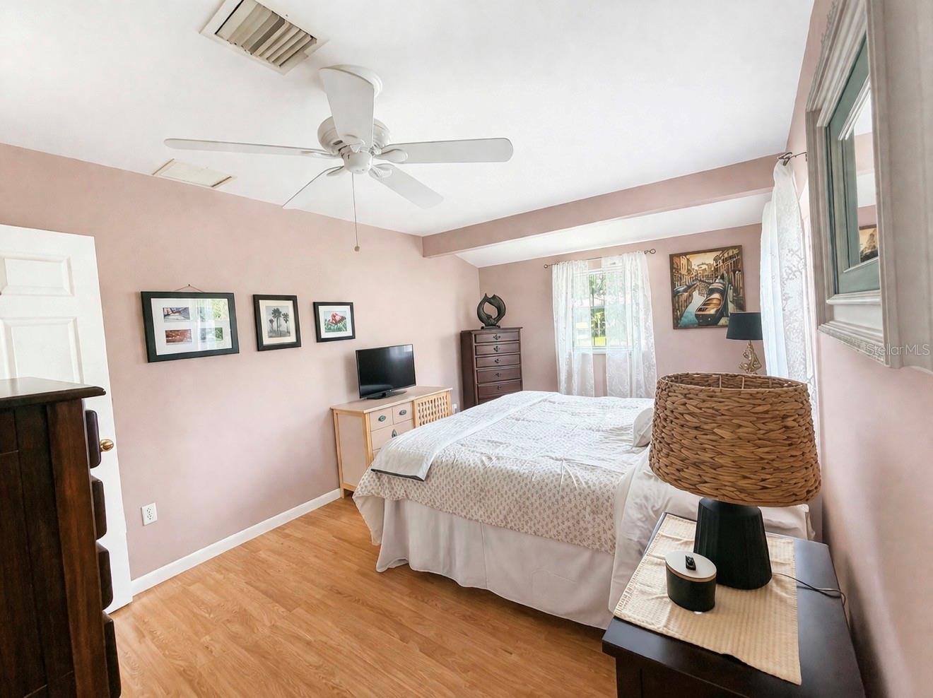 1320 LAUREL AVE, VENICE, FL, 34285