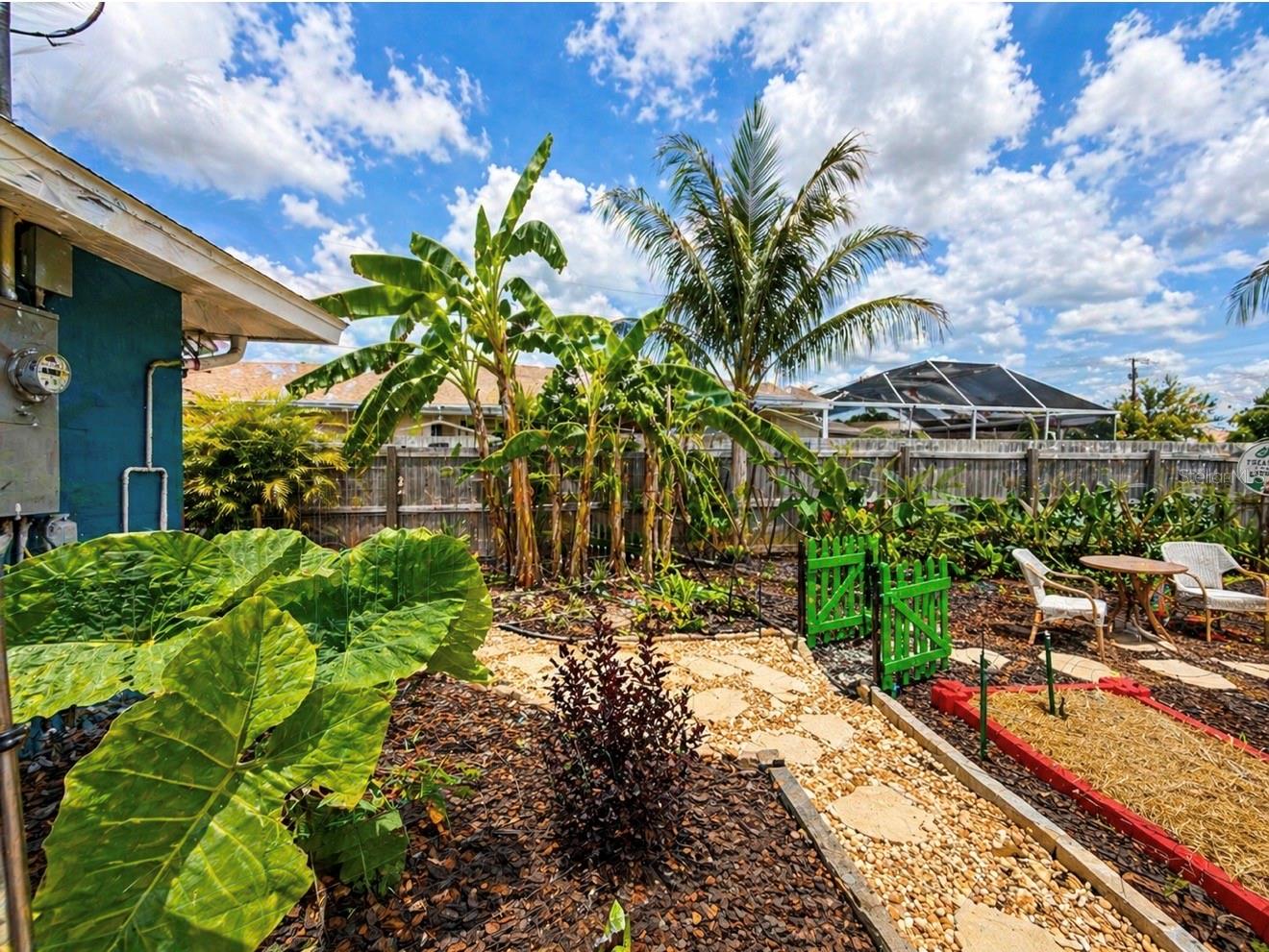 1320 LAUREL AVE, VENICE, FL, 34285