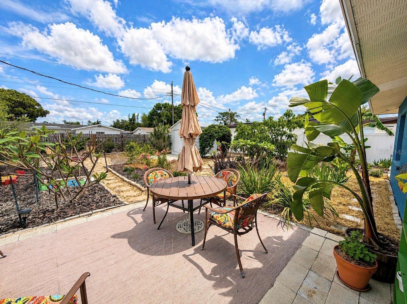 1320 LAUREL AVE, VENICE, FL, 34285